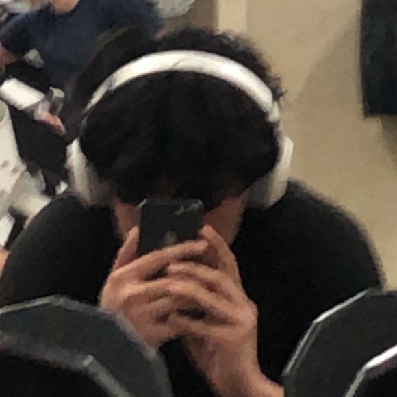 Meet your Posher, Victor - Picture 1 of 1